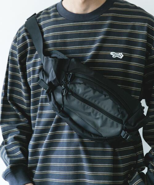 URBAN RESEARCH DOORS(アーバンリサーチドアーズ)の「フロントポケットボディバッグ(ショルダーバッグ・メンズ・ブラック/グレー・-)」の10枚目の写真