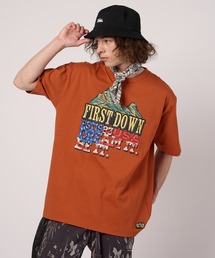 FIRST DOWN（ファーストダウン）の「グラフィック スリーブTシャツ #4（Tシャツ/カットソー）」