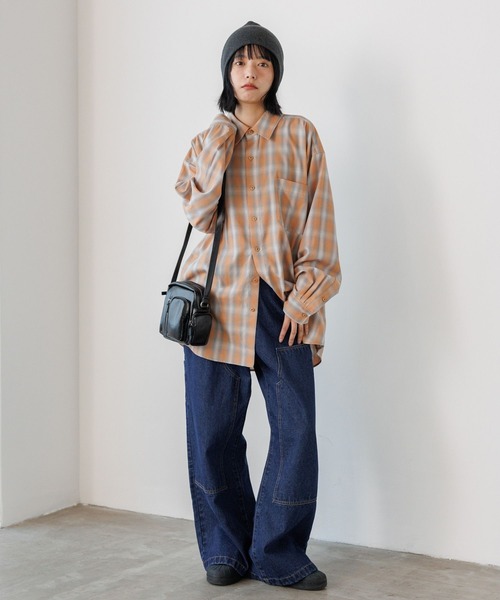 PBLIM(ページボーイリム)の「《UNISEX/3サイズ展開》ペインターバギデニム(デニムパンツ・レディース・ブルー/ブラック・SMALL/MEDIUM/LARGE)」の3枚目の写真