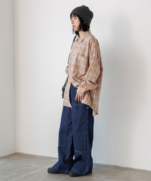 PBLIM(ページボーイリム)の「《UNISEX/3サイズ展開》ペインターバギデニム(デニムパンツ・レディース・ブルー/ブラック・SMALL/MEDIUM/LARGE)」の4枚目の写真
