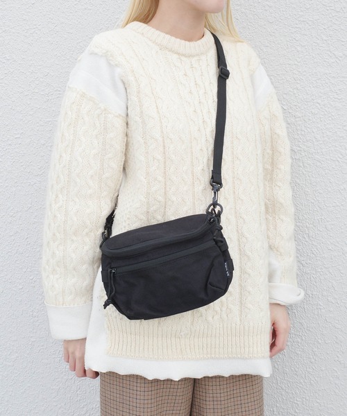 INNOCENT（イノセント）の「【YM002】ユニセックス コンパクト ミリタリー サコッシュ GP0607（ショルダーバッグ・メンズ・ブラック/カモフラージュ/ダークベージュ・FREE）」の5枚目の写真