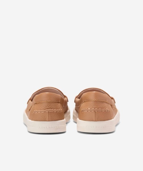 COLE HAAN（コールハーン）の「ナンタケット ドリフト ペニー ローファー womens（モカシン/デッキシューズ・レディース・ブラウン・5.5/7.5/7/6.5/8.5/8/6/5）」の4枚目の写真