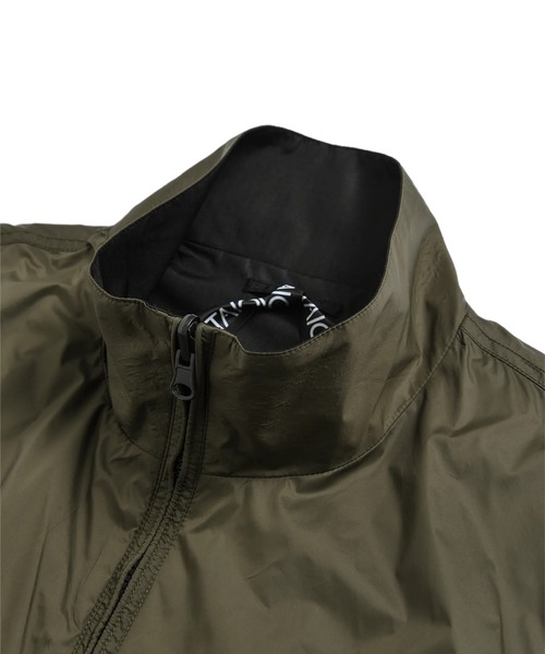 TAION（タイオン）の「【TAION(タイオン)】〈ユニセックス〉ノンダウン ミリタリー リバーシブル ハイネック ベスト（ベスト・メンズ・ダークオリーブ/ブラック/ダークグリーン系・2XL/XL/L/M/S/XS）」の4枚目の写真