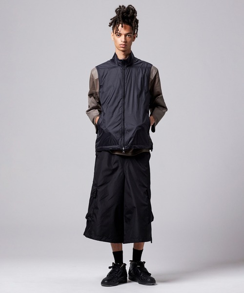 TAION（タイオン）の「【TAION(タイオン)】〈ユニセックス〉ノンダウン ミリタリー リバーシブル ハイネック ベスト（ベスト・メンズ・ダークオリーブ/ブラック/ダークグリーン系・2XL/XL/L/M/S/XS）」の11枚目の写真