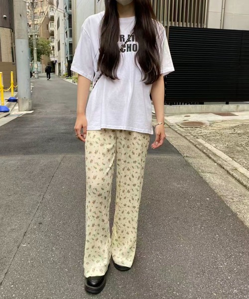 mebole（メボレ）の「フラワープリーツパンツ（その他パンツ・レディース・アイボリー/ブラック・FREE）」の8枚目の写真