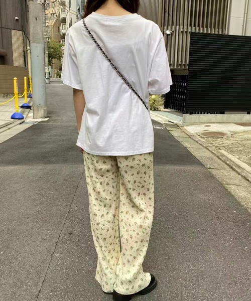 mebole（メボレ）の「フラワープリーツパンツ（その他パンツ・レディース・アイボリー/ブラック・FREE）」の4枚目の写真
