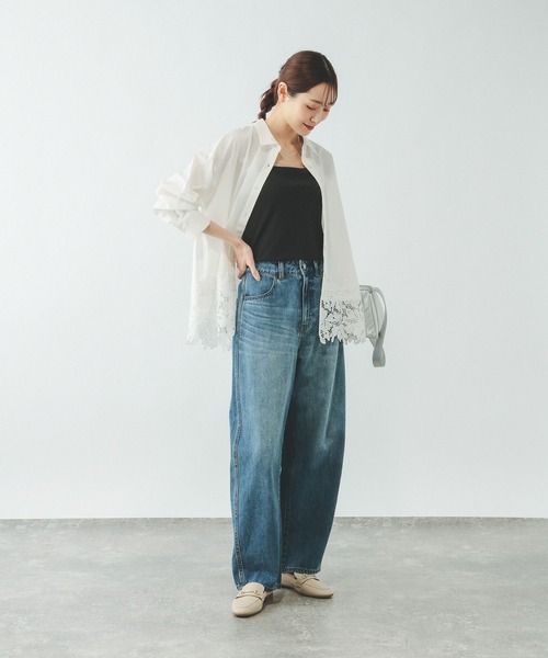 GLOBAL WORK（グローバルワーク）の「切り替えレースシャツ/637916（シャツ/ブラウス・レディース・ホワイト/ライトブルー・SHORT/REGULAR）」の4枚目の写真