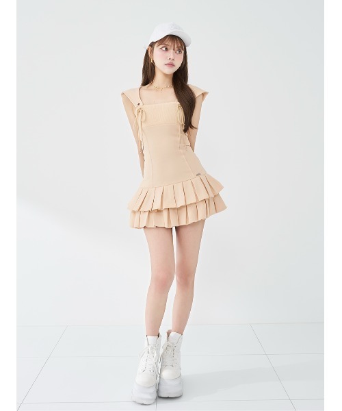 Darich（ダーリッチ）の「フードスウェットプリーツミニワンピース