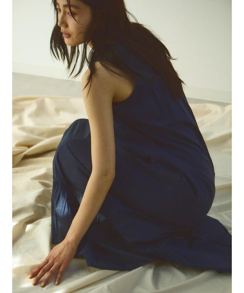 FIKA.(フィーカ)の「Lattice detail onepiece(ワンピース・レディース・オフホワイト/ネイビー・MEDIUM)」の4枚目の写真