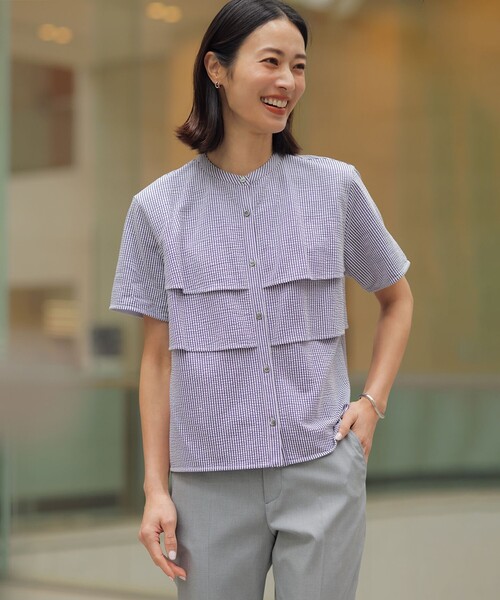 J.PRESS Ladies(J.プレス レディス)の「【一枚で着映え】サッカージャージー バンドカラー カットソー(Tシャツ/カットソー・レディース・グレー系1/ライトグレー系1/ネイビー系1/ライトグリーン系1・SMALL)」の4枚目の写真