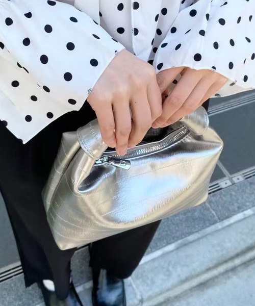 mebole（メボレ）の「ワンハンドルショルダーハンドバッグ（ショルダーバッグ・レディース・ホワイト/ブラック/シルバー・FREE）」の12枚目の写真