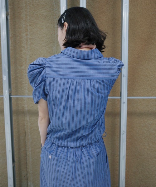 Ameri（アメリ）の「CONSTRUCTIVE SLEEVE MULTI STRIPE SHIRT（シャツ/ブラウス・レディース・アイボリー/ベージュ/ブルー・FREE）」の7枚目の写真