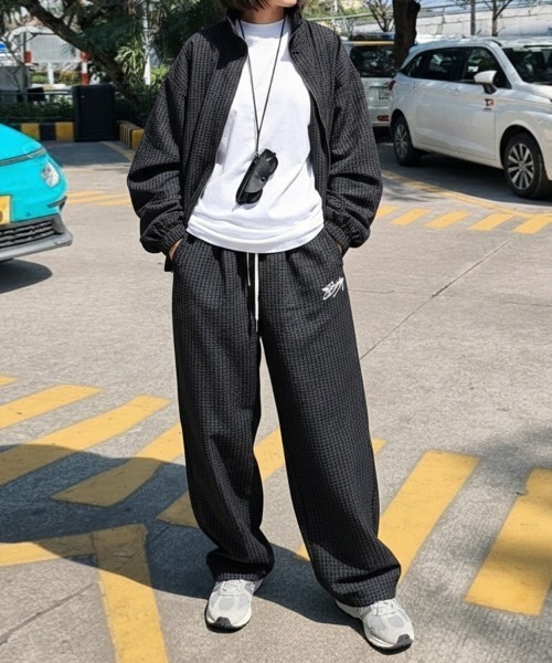 Dalfwin（ダールフィン）の「韓国ファッション 【セットアップ可能】aosロゴナイロンワイドパンツ（その他パンツ・レディース・ブラック/パープル/キャメル/ライトベージュ・FREE）」の10枚目の写真