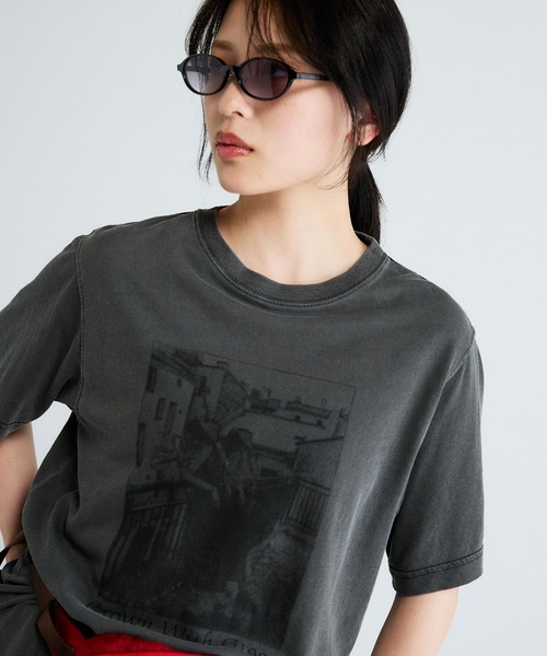JEANASIS(ジーナシス)の「vintage nostalgic graphic print TEE/683775(Tシャツ/カットソー・レディース・ホワイト系その他/ブラック系その他/イエロー系その他・MEDIUM/LARGE)」の22枚目の写真
