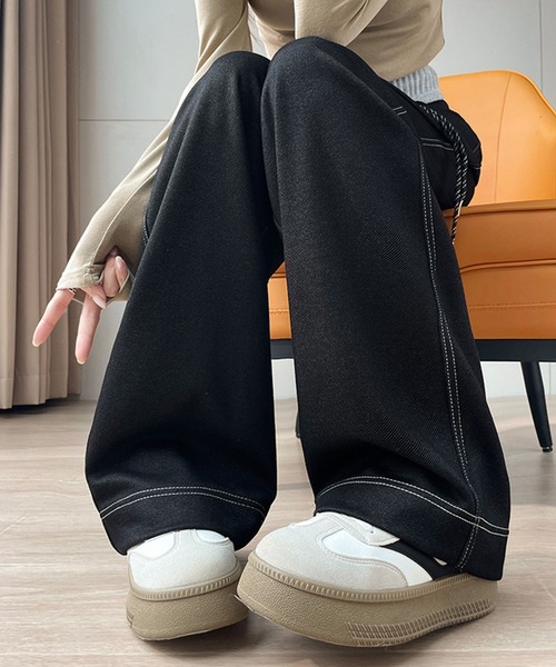 GLAMOROUS JANE(グラマラスジェーン)の「ウエスト切替カットデニムルーズパンツ(デニムパンツ・レディース・インディゴブルー/ブラック・M/L)」の3枚目の写真
