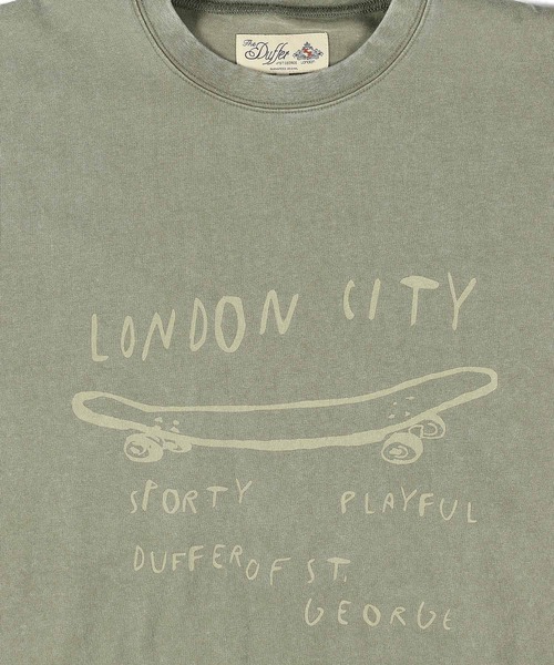 The DUFFER of ST.GEORGE(ザダファーオブセントジョージ)の「POWDER BLEACH VINTAGE DYE TEE:パウダーブリーチ 手書き風プリントTシャツ / ヴィンテージ加工 / 顔料染め / 製品染め(Tシャツ/カットソー・メンズ・ブラック/カーキ/ホワイト・X-LARGE/LARGE/MEDIUM)」の4枚目の写真