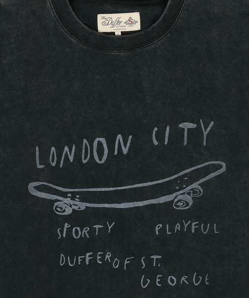 The DUFFER of ST.GEORGE(ザダファーオブセントジョージ)の「POWDER BLEACH VINTAGE DYE TEE:パウダーブリーチ 手書き風プリントTシャツ / ヴィンテージ加工 / 顔料染め / 製品染め(Tシャツ/カットソー・メンズ・ブラック/カーキ/ホワイト・X-LARGE/LARGE/MEDIUM)」の22枚目の写真