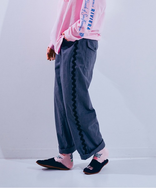 RNA(アールエヌエー)の「R4406 PINKMOTEL ウェーブテープパンツ(その他パンツ・レディース・ワンウォッシュ/グレー・MEDIUM)」の20枚目の写真
