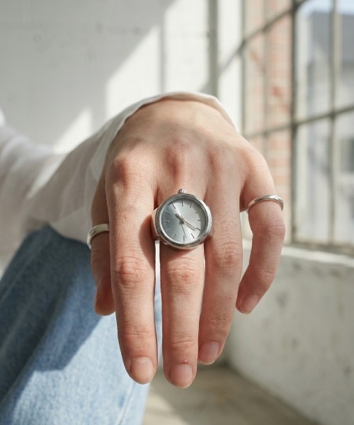 Burner(バーナー)の「【lux sea jewelry(ラックス・シー・ジュエリー)】Watchring フィンガーウォッチ リング lux-Watchring-1-4【RBTS】(アナログ腕時計・レディース・その他5/その他28/その他19/その他7/C/その他6/F/その他16/その他24/その他12/E/その他15/その他22/その他9/D/その他14/A/その他4/W/その他27/その他13/Y/V/その他26/その他10/R/U/その他25/その他8/P/T/その他18/その他33/G/S/その他17/その他31/B/シルバー系その他5/その他1/シルバー系その他3/その他2/その他32/Z/その他30/その他3/その他23/X/その他21/その他35/N/Q/その他20/その他34/M/O/シルバー系その他6/シルバー系その他/K/J/シルバー系その他4/その他11/その他29/H/シルバー系その他2・フリー)」の18枚目の写真