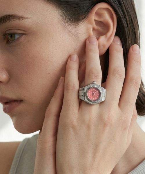 Burner(バーナー)の「【lux sea jewelry(ラックス・シー・ジュエリー)】Watchring フィンガーウォッチ リング lux-Watchring-1-4【RBTS】(アナログ腕時計・レディース・その他5/その他28/その他19/その他7/C/その他6/F/その他16/その他24/その他12/E/その他15/その他22/その他9/D/その他14/A/その他4/W/その他27/その他13/Y/V/その他26/その他10/R/U/その他25/その他8/P/T/その他18/その他33/G/S/その他17/その他31/B/シルバー系その他5/その他1/シルバー系その他3/その他2/その他32/Z/その他30/その他3/その他23/X/その他21/その他35/N/Q/その他20/その他34/M/O/シルバー系その他6/シルバー系その他/K/J/シルバー系その他4/その他11/その他29/H/シルバー系その他2・フリー)」の5枚目の写真
