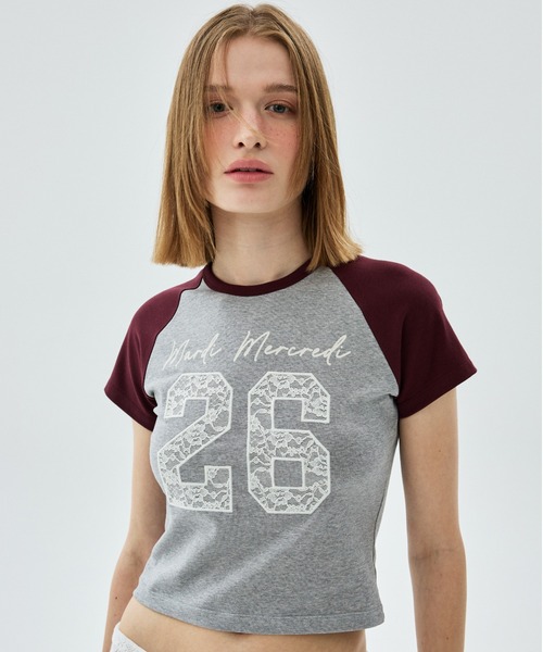 Mardi Mercredi(マルディメクルディ)の「CROPPED TSHIRT RAGLAN NO.26 LACE / クロップド Tシャツ ラグラン NO.26 レース(Tシャツ/カットソー・レディース・チャコールグレー/グレー/ライトベージュ/アイボリー・FREE)」の1枚目の写真