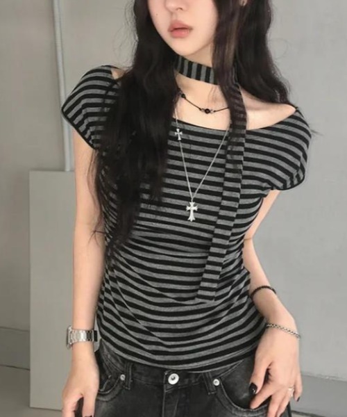 semplice(センプリチェ)の「Tシャツ【韓国ファッション】(Tシャツ/カットソー・レディース・グレー・L/M/S)」の4枚目の写真