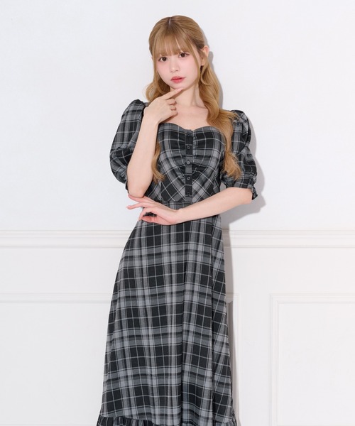 apres jour(アプレジュール)の「パフスリーブティアードワンピース(ワンピース・レディース・ブラック/ブラック系その他/グレー系その他・フリー/X-LARGE)」の9枚目の写真