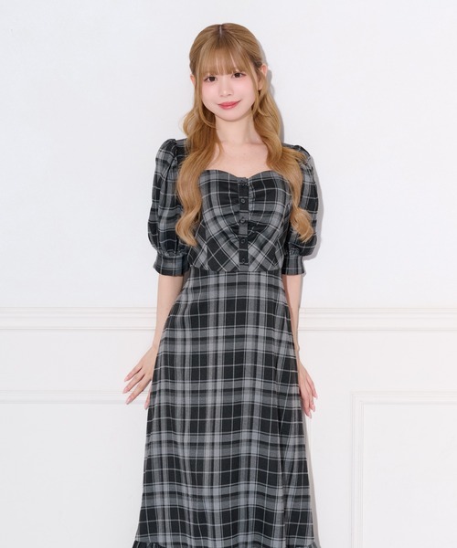 apres jour(アプレジュール)の「パフスリーブティアードワンピース(ワンピース・レディース・ブラック/ブラック系その他/グレー系その他・フリー/X-LARGE)」の10枚目の写真