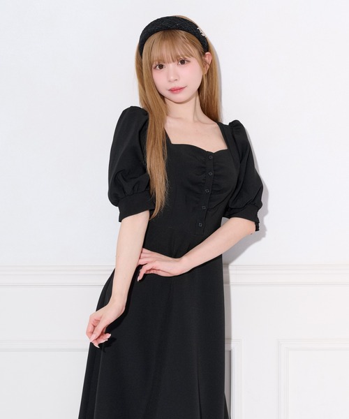 apres jour(アプレジュール)の「パフスリーブティアードワンピース(ワンピース・レディース・ブラック/ブラック系その他/グレー系その他・フリー/X-LARGE)」の4枚目の写真