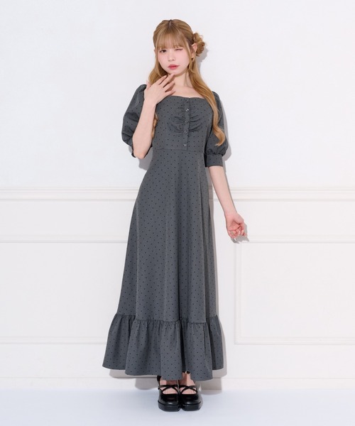 apres jour(アプレジュール)の「パフスリーブティアードワンピース(ワンピース・レディース・ブラック/ブラック系その他/グレー系その他・フリー/X-LARGE)」の17枚目の写真