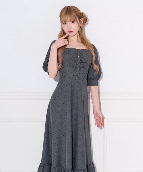 apres jour(アプレジュール)の「パフスリーブティアードワンピース(ワンピース・レディース・ブラック/ブラック系その他/グレー系その他・フリー/X-LARGE)」の15枚目の写真
