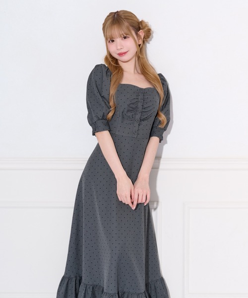 apres jour(アプレジュール)の「パフスリーブティアードワンピース(ワンピース・レディース・ブラック/ブラック系その他/グレー系その他・フリー/X-LARGE)」の16枚目の写真