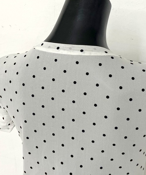 non-hedge(ノンヘッジ)の「デニムイレギュラー切替ドット柄シアーヘムトップス(Tシャツ/カットソー・レディース・オフホワイト/ブラック・FREE)」の7枚目の写真