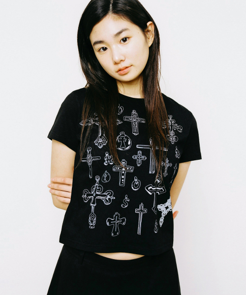 WEBHOUSE(ウェブハウス)の「スケッチクロスエンジェルTシャツ - ブラック(Tシャツ/カットソー・レディース・その他・FREE)」の1枚目の写真