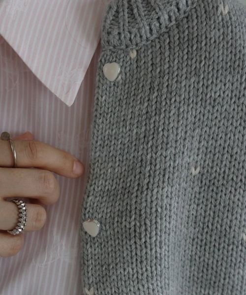 WILLFULLY(ウィルフリー)の「long heart dot jacquard reversible knit cardigan(ニット/セーター・レディース・タン/ホワイト系その他/レッド系その他/グレー×ピンク・FREE)」の3枚目の写真