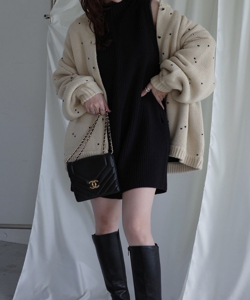 WILLFULLY(ウィルフリー)の「long heart dot jacquard reversible knit cardigan(ニット/セーター・レディース・タン/ホワイト系その他/レッド系その他/グレー×ピンク・FREE)」の13枚目の写真