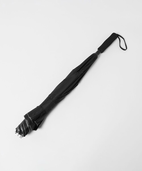 UNITED ARROWS(ユナイテッドアローズ)の「【別注】<GODO DESIGN>GYAKUSOL LONG/晴雨兼用 長傘(長傘・メンズ・ブラック/シルバー・FREE)」の5枚目の写真