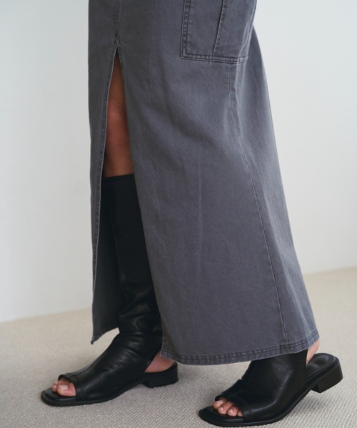 SOEMIN（ソミン）の「Front slit long skirt／フロントスリットマーメイドロングスカート（スカート・レディース・グレー/カーキ・FREE）」の9枚目の写真