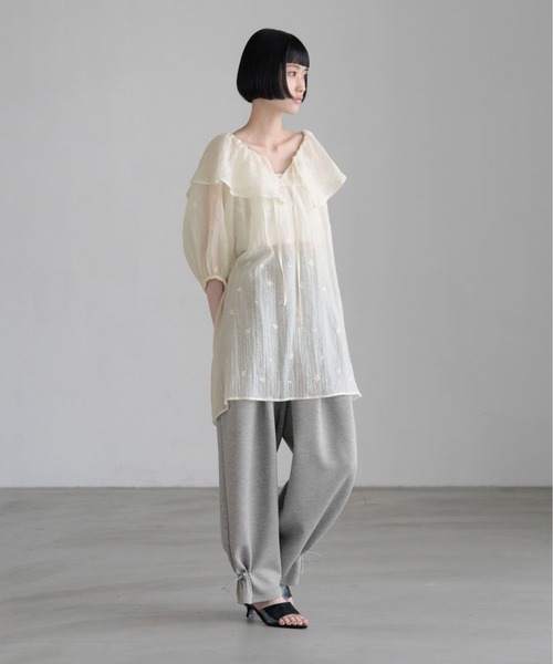 LOWRYS FARM(ローリーズファーム)の「シシュウミニワンピースSS 1046529(ワンピース・レディース・ブラック/ホワイト/アイボリー・FREE)」の18枚目の写真