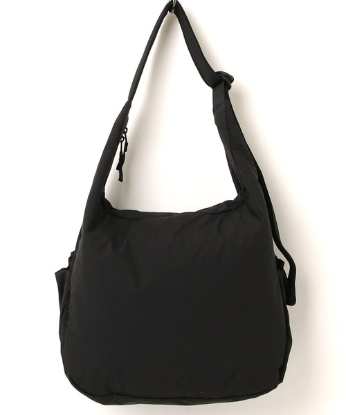 THE NORTH FACE(ザノースフェイス)の「THE NORTH FACE FICUS SHOULDER / ザ・ノース・フェイス フィーカス ショルダー(ショルダーバッグ・レディース・ブラック・FREE)」の9枚目の写真