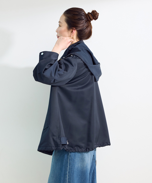 B.C STOCK(ベーセーストック)の「《追加》手洗い可 / 撥水 / テントショートブルゾン(マウンテンパーカー・レディース・ベージュ/ネイビー・FREE)」の13枚目の写真