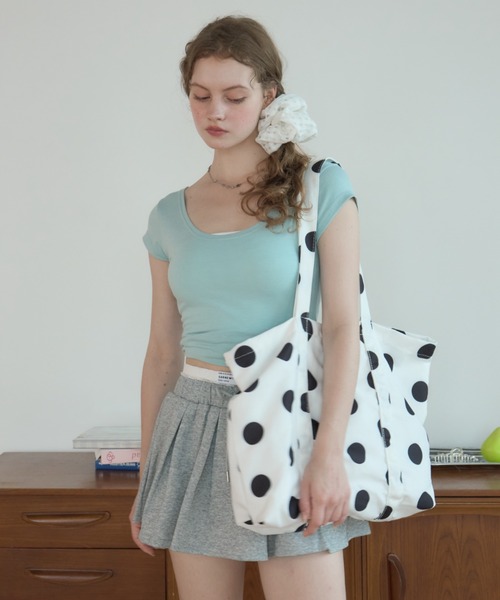 Birthday room(バースデイルーム)の「ポルカドットビックトート/Polka-dot Large Tote Bag(トートバッグ・レディース・ブラック/ホワイト・FREE)」の3枚目の写真