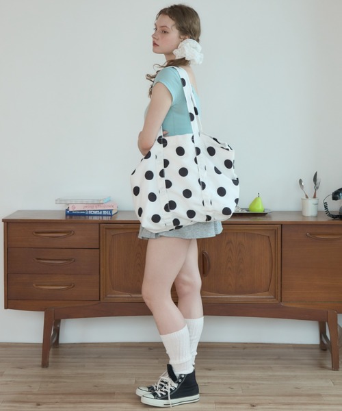 Birthday room(バースデイルーム)の「ポルカドットビックトート/Polka-dot Large Tote Bag(トートバッグ・レディース・ブラック/ホワイト・FREE)」の4枚目の写真