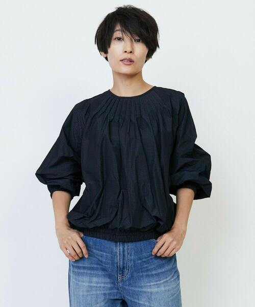 feerique（フィーリック）の「feerique メモリードビーピンタックブラウス（シャツ/ブラウス・レディース・ブラウン系その他/ネイビー・2）」の2枚目の写真