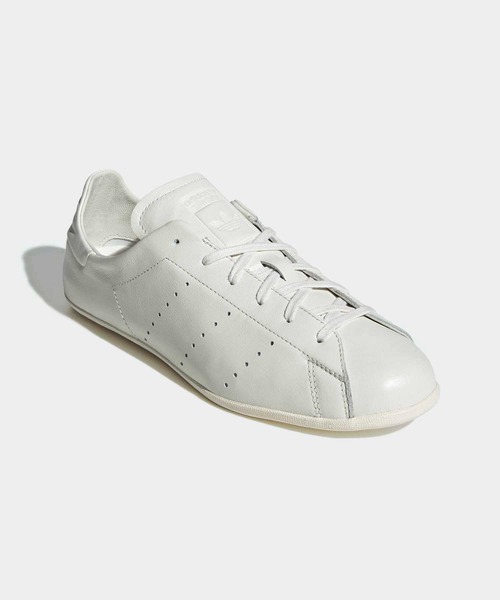 adidas(アディダス)の「スタンスミス ロー プロ シューズ / Stan Smith Lo Pro Shoes / アディダスオリジナルス adidas Originals(スニーカー・レディース・ホワイト・22.0cm/25.0cm/24.5cm/24.0cm/23.5cm/27.0cm/26.5cm/26.0cm/25.5cm/28.0cm/27.5cm/23.0cm/22.5cm/29.0cm/28.5cm)」の4枚目の写真