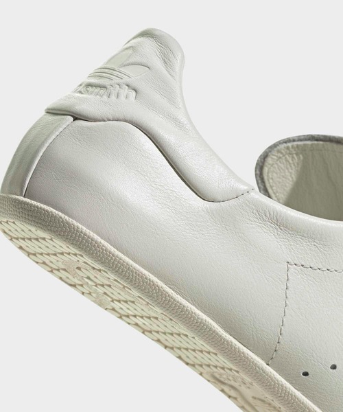 adidas(アディダス)の「スタンスミス ロー プロ シューズ / Stan Smith Lo Pro Shoes / アディダスオリジナルス adidas Originals(スニーカー・レディース・ホワイト・22.0cm/25.0cm/24.5cm/24.0cm/23.5cm/27.0cm/26.5cm/26.0cm/25.5cm/28.0cm/27.5cm/23.0cm/22.5cm/29.0cm/28.5cm)」の7枚目の写真