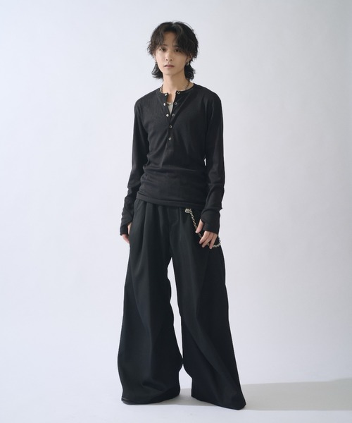 Lui's(ルイス)の「SURJENT ディープタックパンツ(スラックス・メンズ・チャコールグレー/ブラック・1/2)」の22枚目の写真