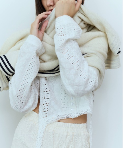 flaeu（フラユ）の「2WAY Lace Garter Blouse（シャツ/ブラウス・レディース・ブラック/ホワイト・FREE）」の9枚目の写真