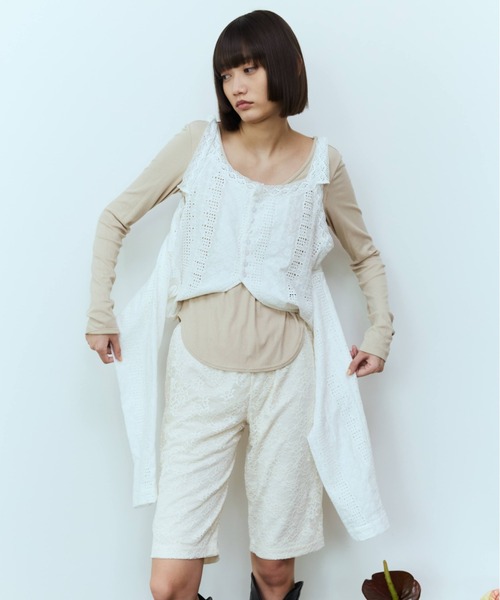 flaeu（フラユ）の「2WAY Lace Garter Blouse（シャツ/ブラウス・レディース・ブラック/ホワイト・FREE）」の22枚目の写真
