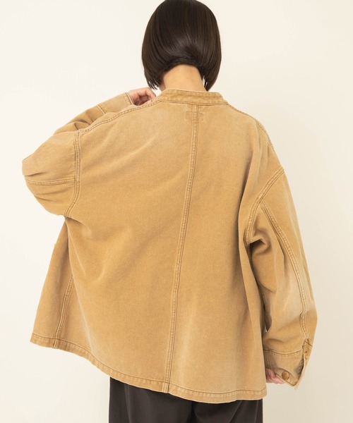 RNA-N（アールエヌエーエヌ）の「J2199 スタンドカラーカバーオール（カバーオール・レディース・キャメル/ライトインディゴブルー・FREE）」の4枚目の写真